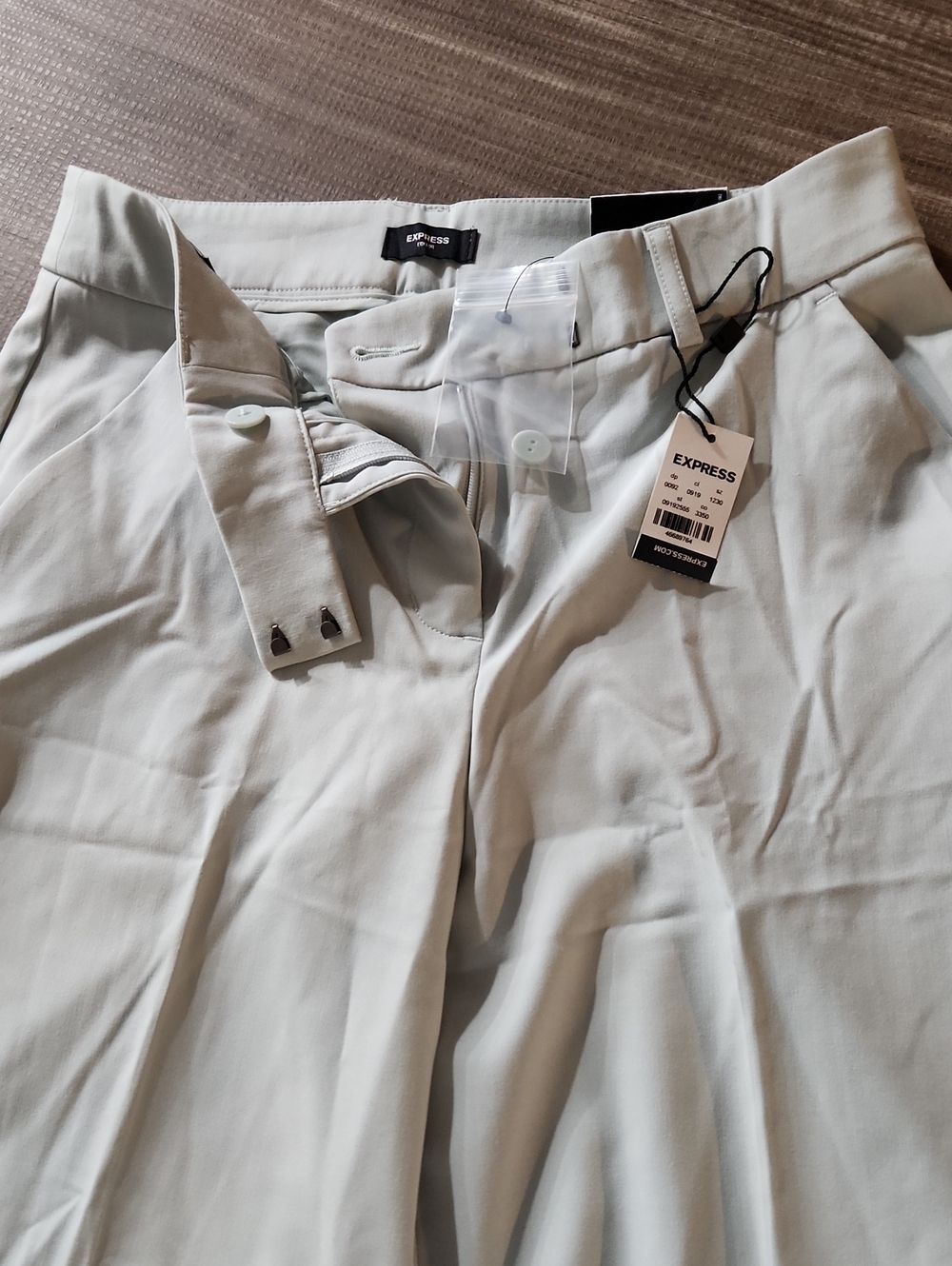NWT Express Light Mint Green Trousers